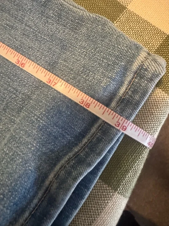 Lucky Brand Women's Mid-Rise Sweet Straight Leg Jeans - Picture 12 of 15